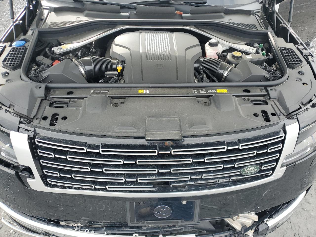 2024 Land Rover Range Rover - Image 13