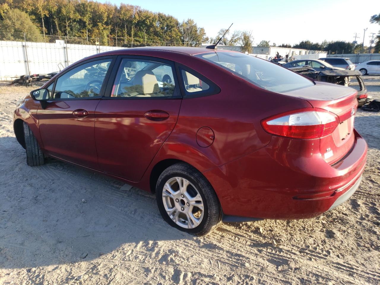 2014 Ford Fiesta - Image 2