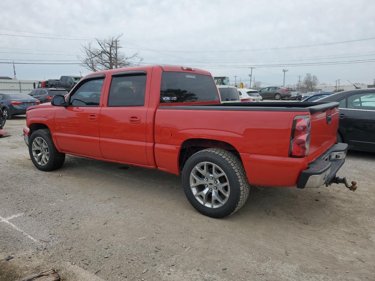 2005 Chevrolet Silverado - Image 2