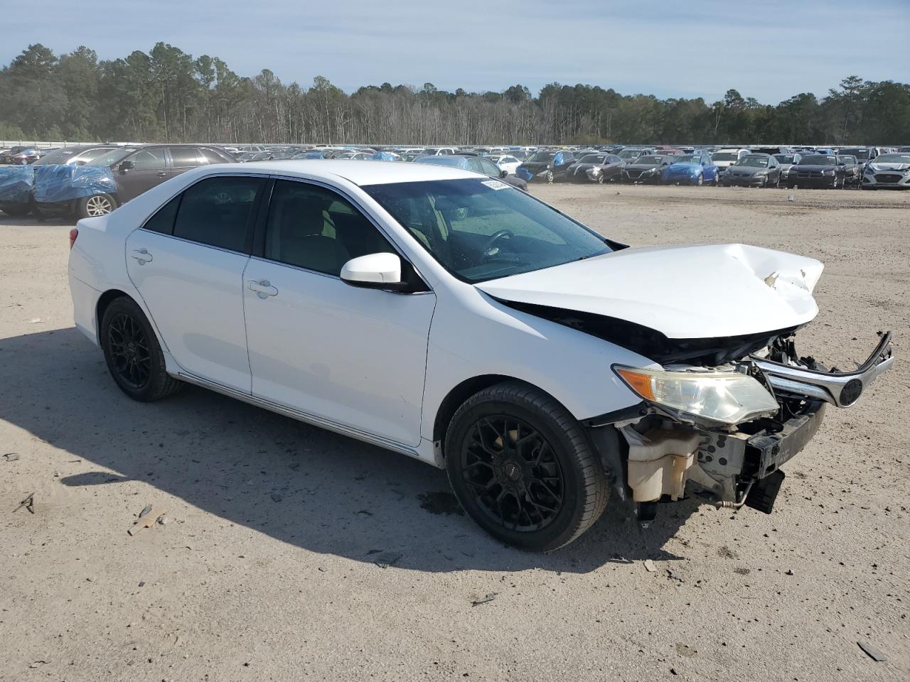 2014 Toyota Camry L VIN: 4T1BF1FK8EU450352 Lot: 80683494