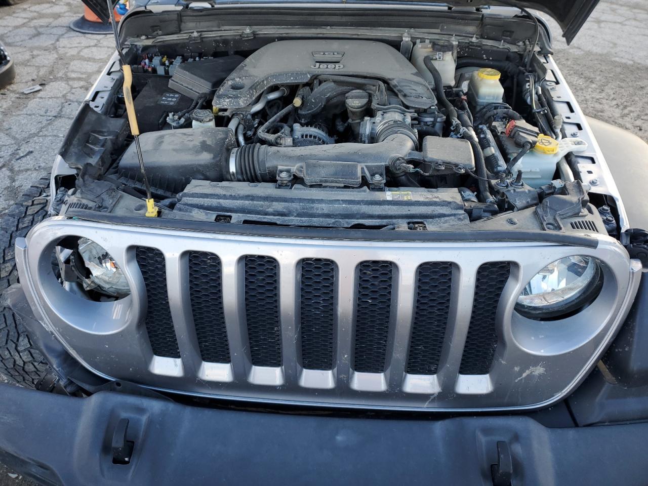 2019 Jeep Wrangler - Image 13