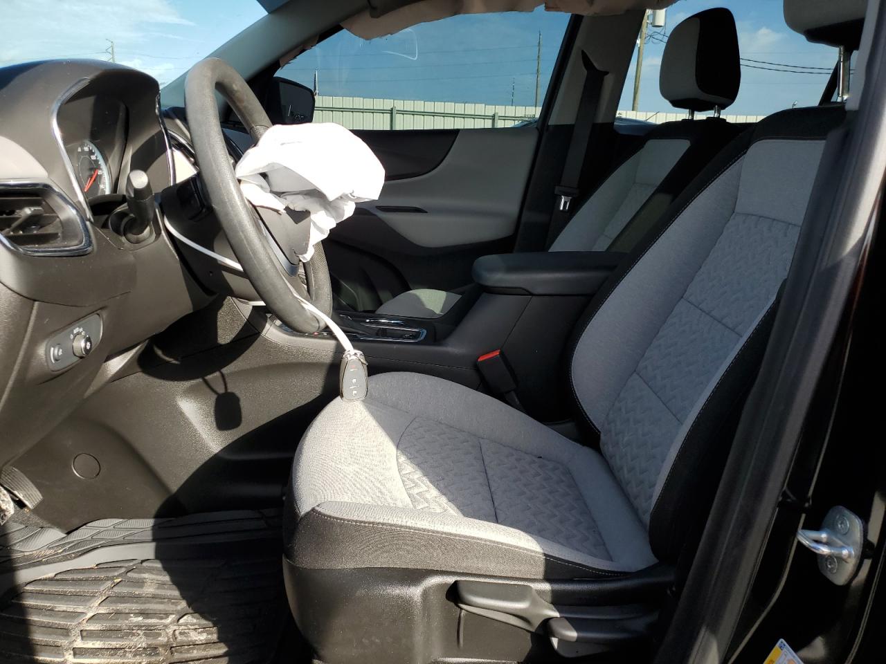 2022 Chevrolet Equinox - Image 7
