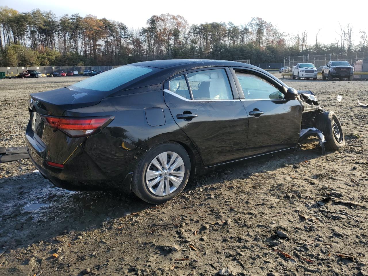 2021 Nissan Sentra - Image 3
