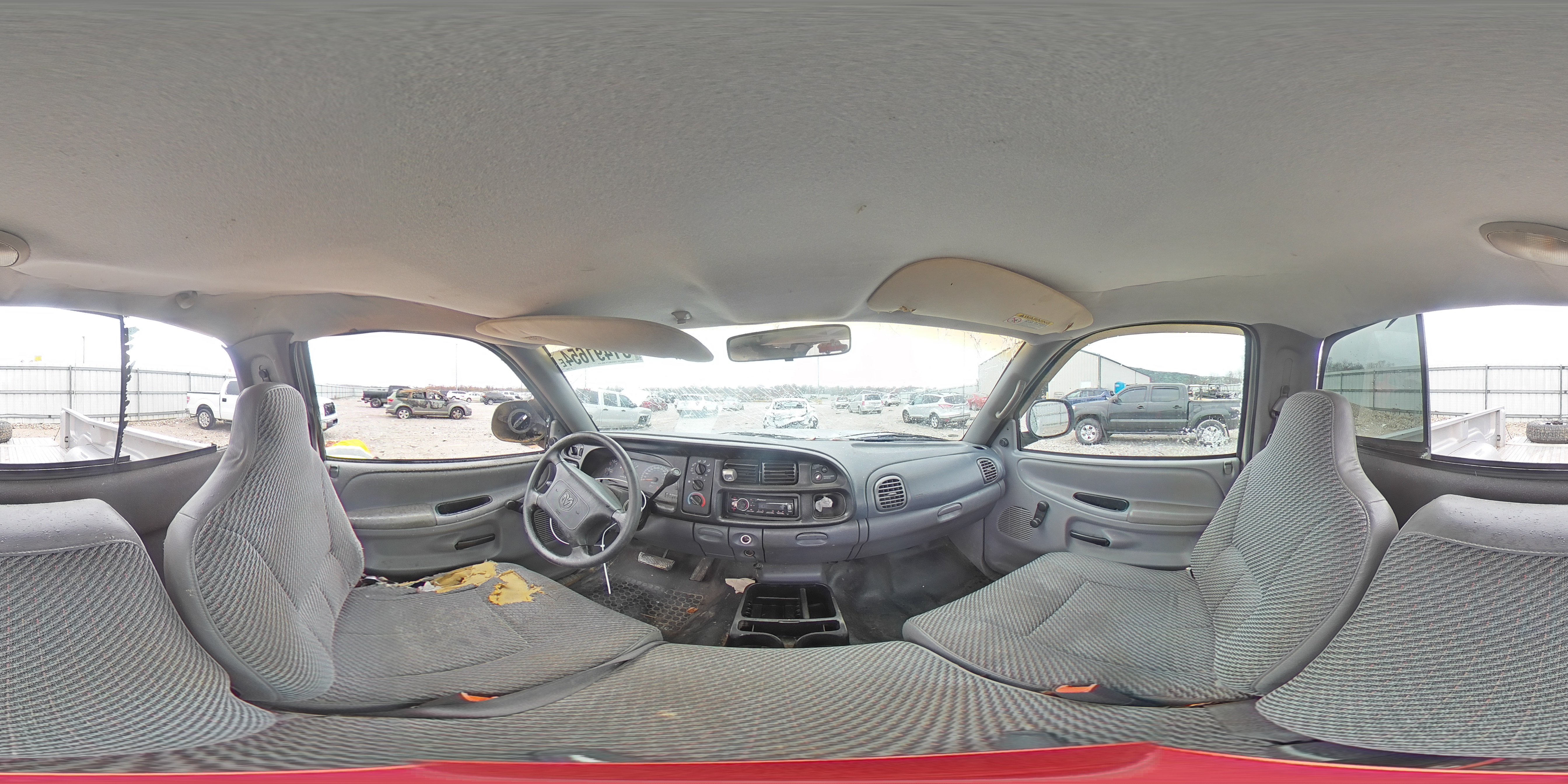 1999 Dodge RAM - Image 12