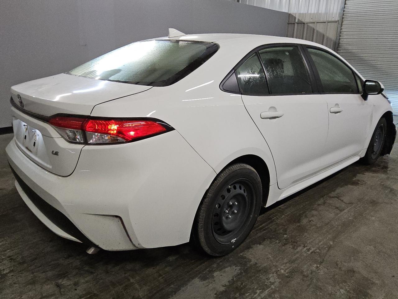 2021 Toyota Corolla - Image 3