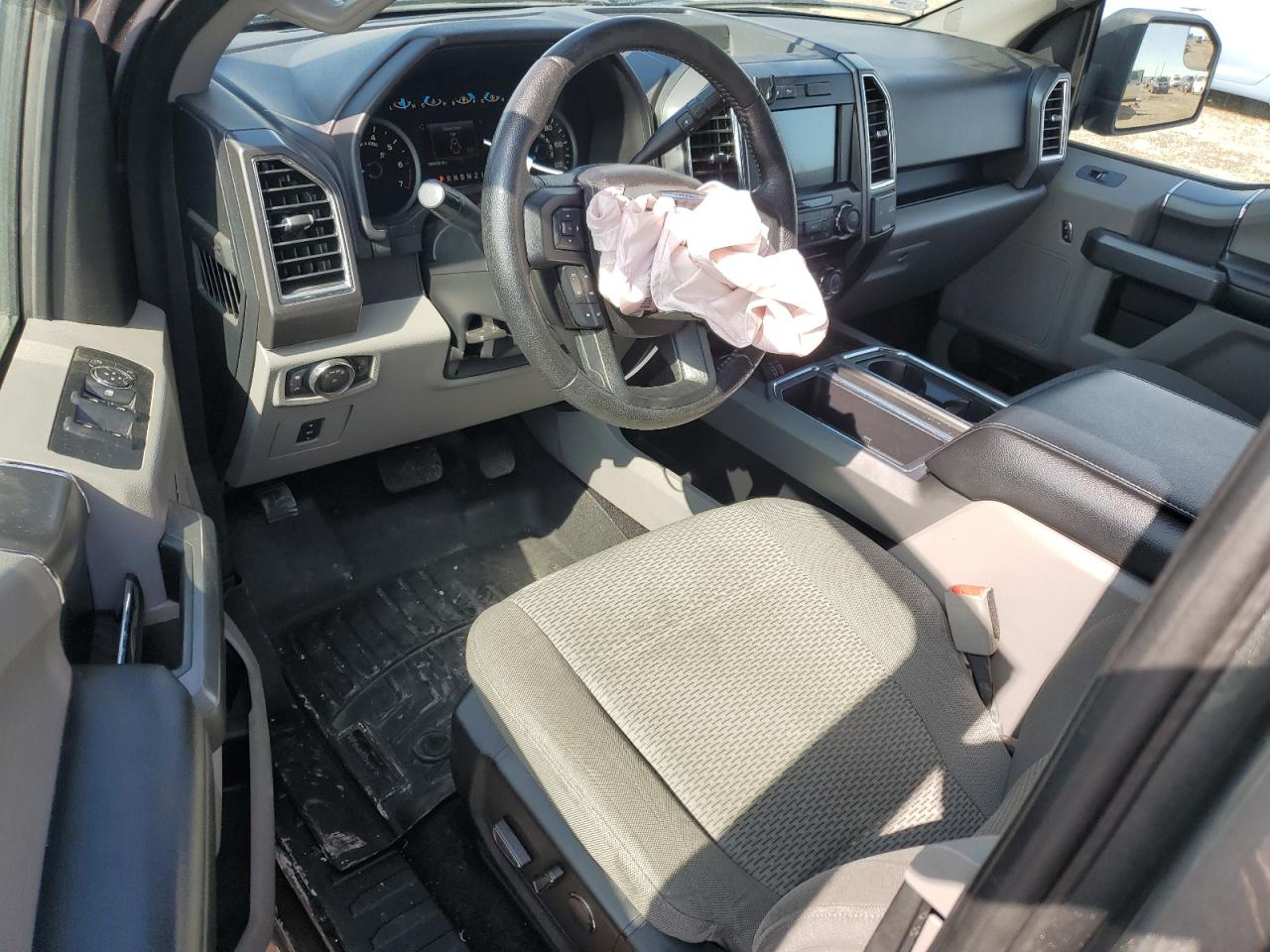 2016 Ford F-150 - Image 8