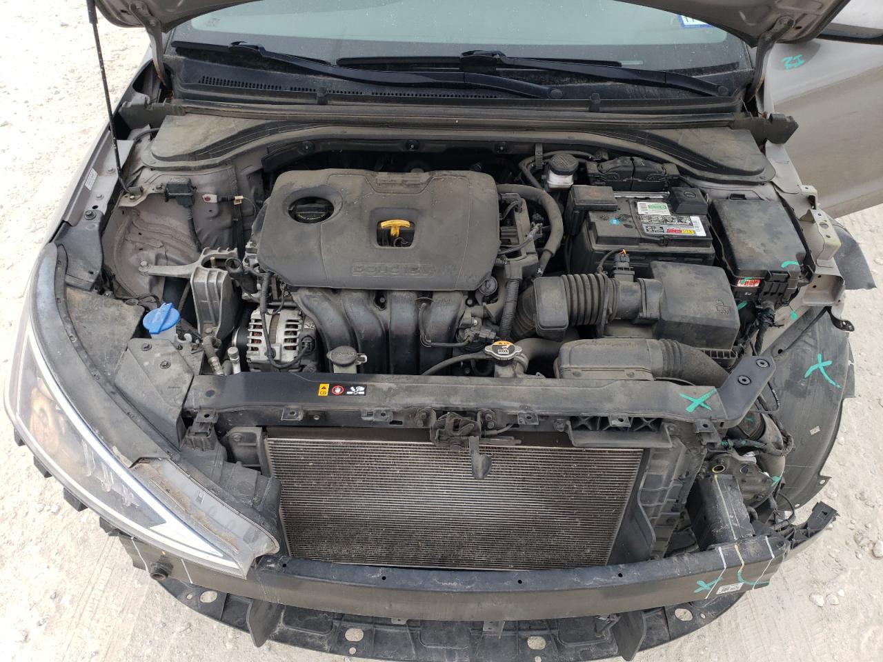 2020 Hyundai Elantra - Image 11