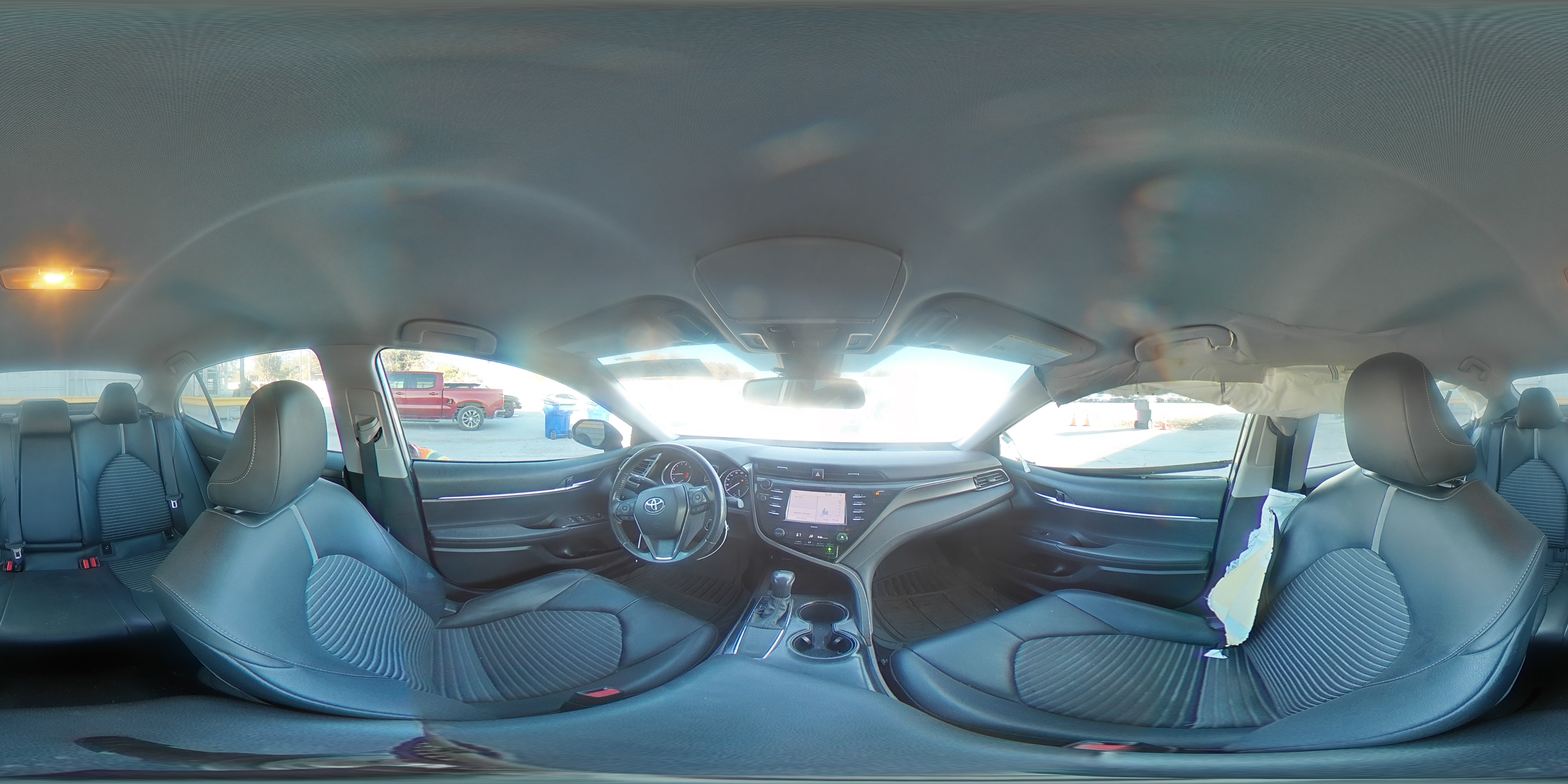 2020 Toyota Camry - Image 13