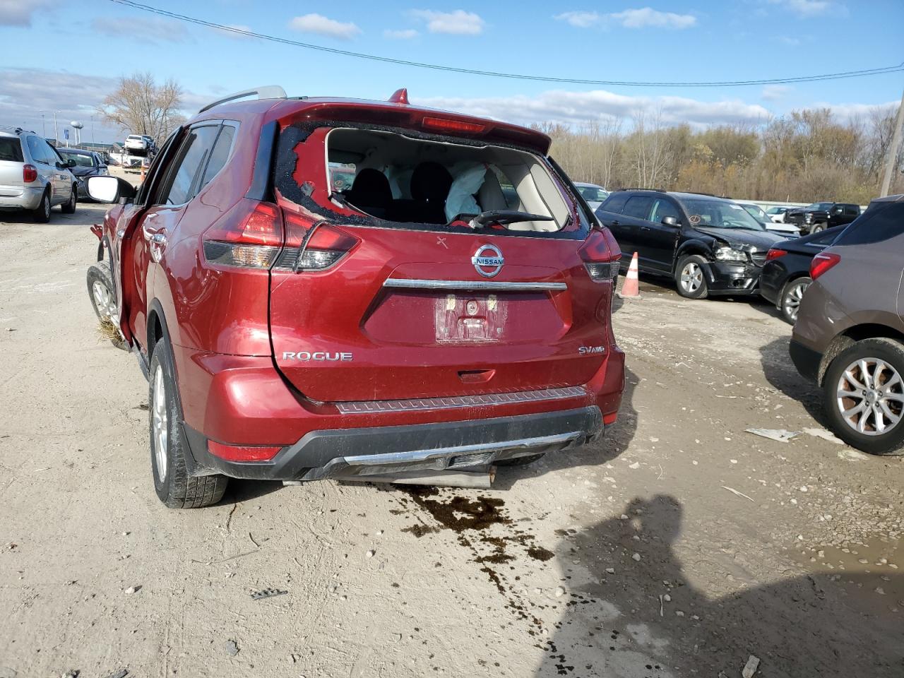 2018 Nissan Rogue - Image 6