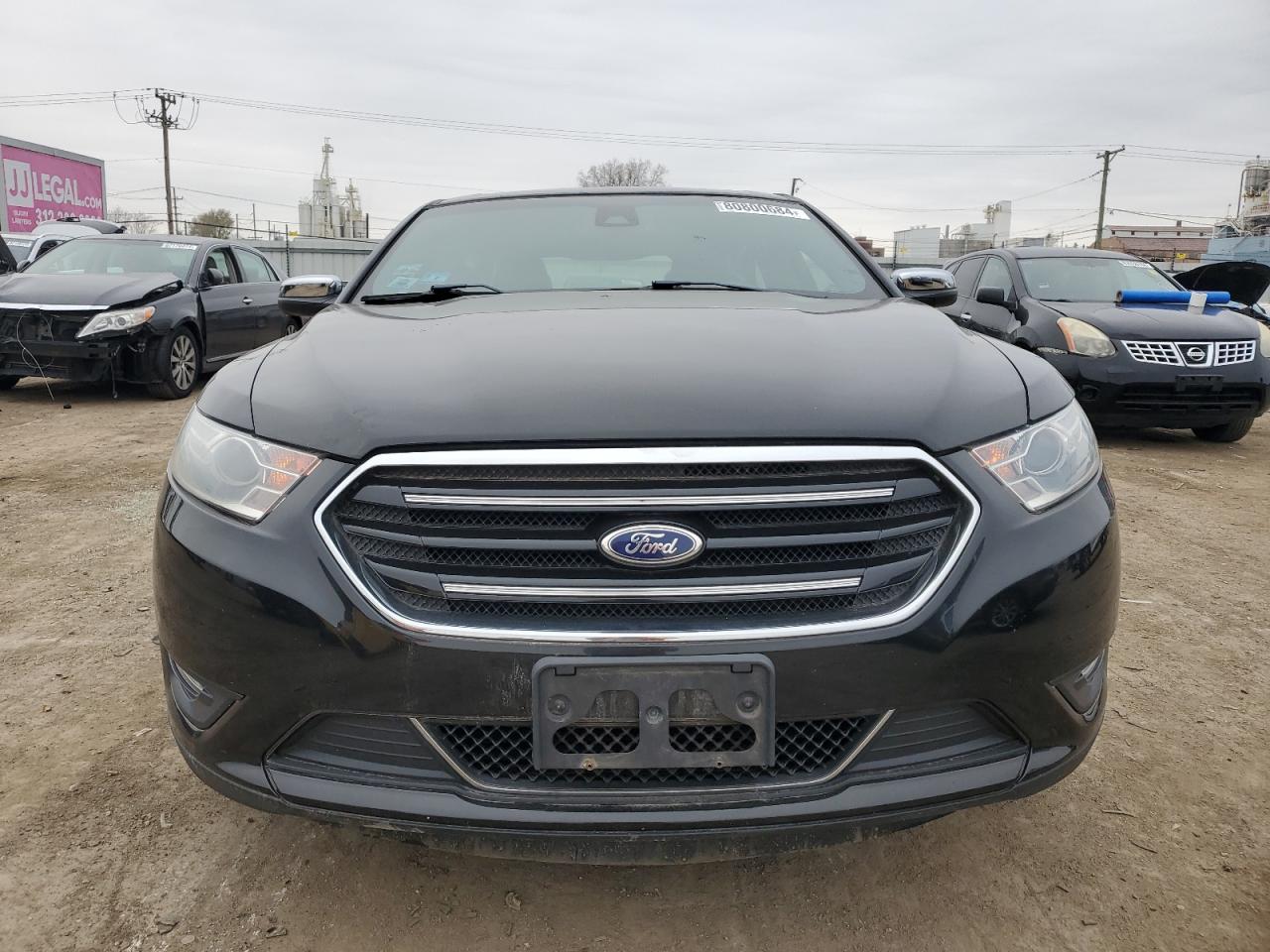 2013 Ford Taurus - Image 5