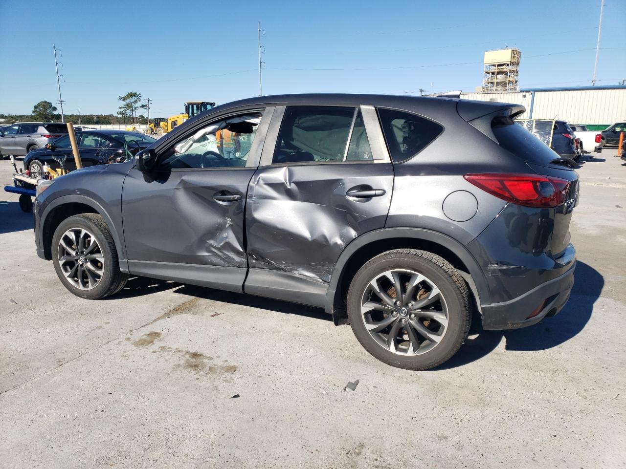 2016 Mazda CX-5 - Image 2