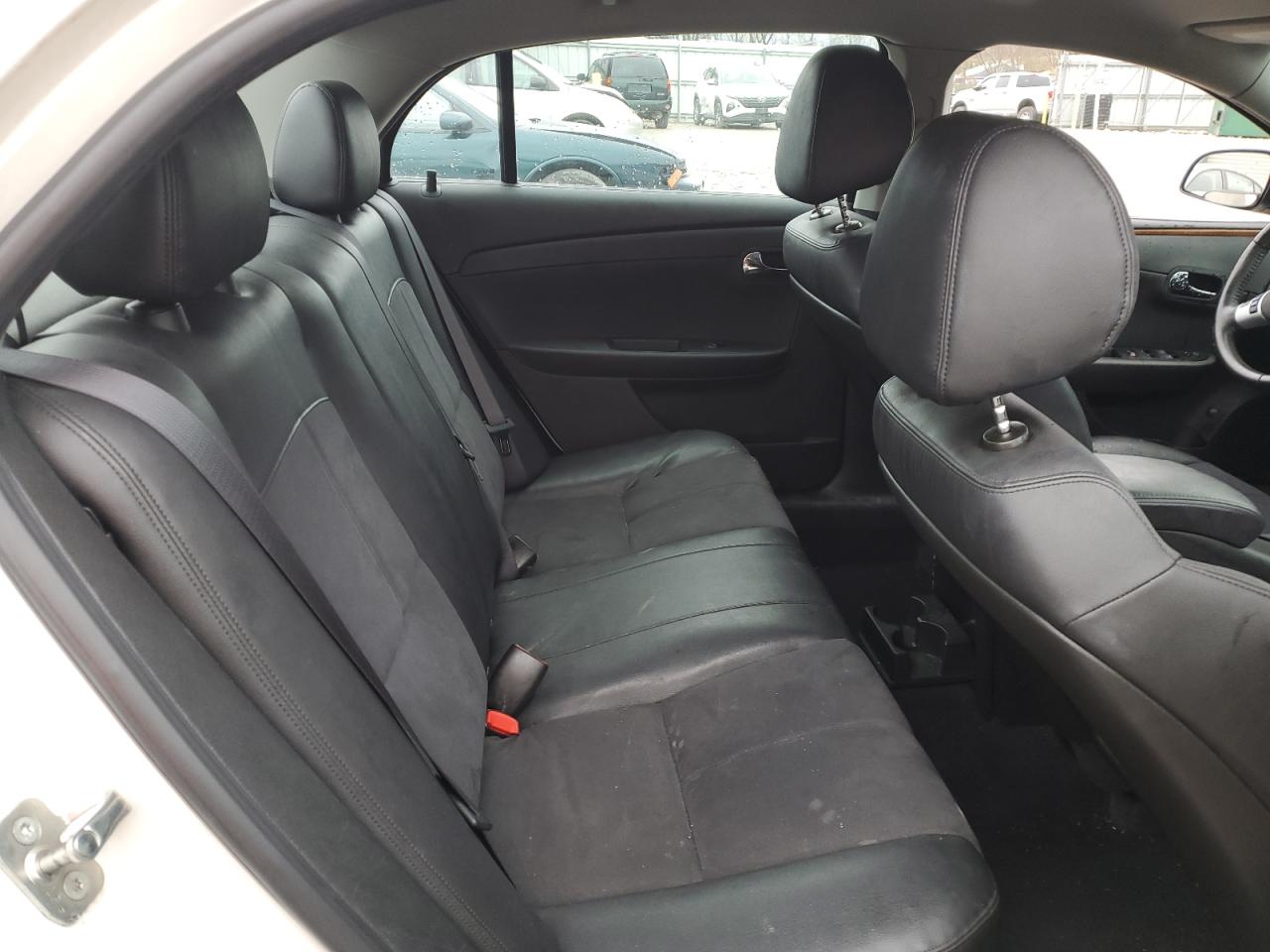 2012 Chevrolet Malibu - Image 11
