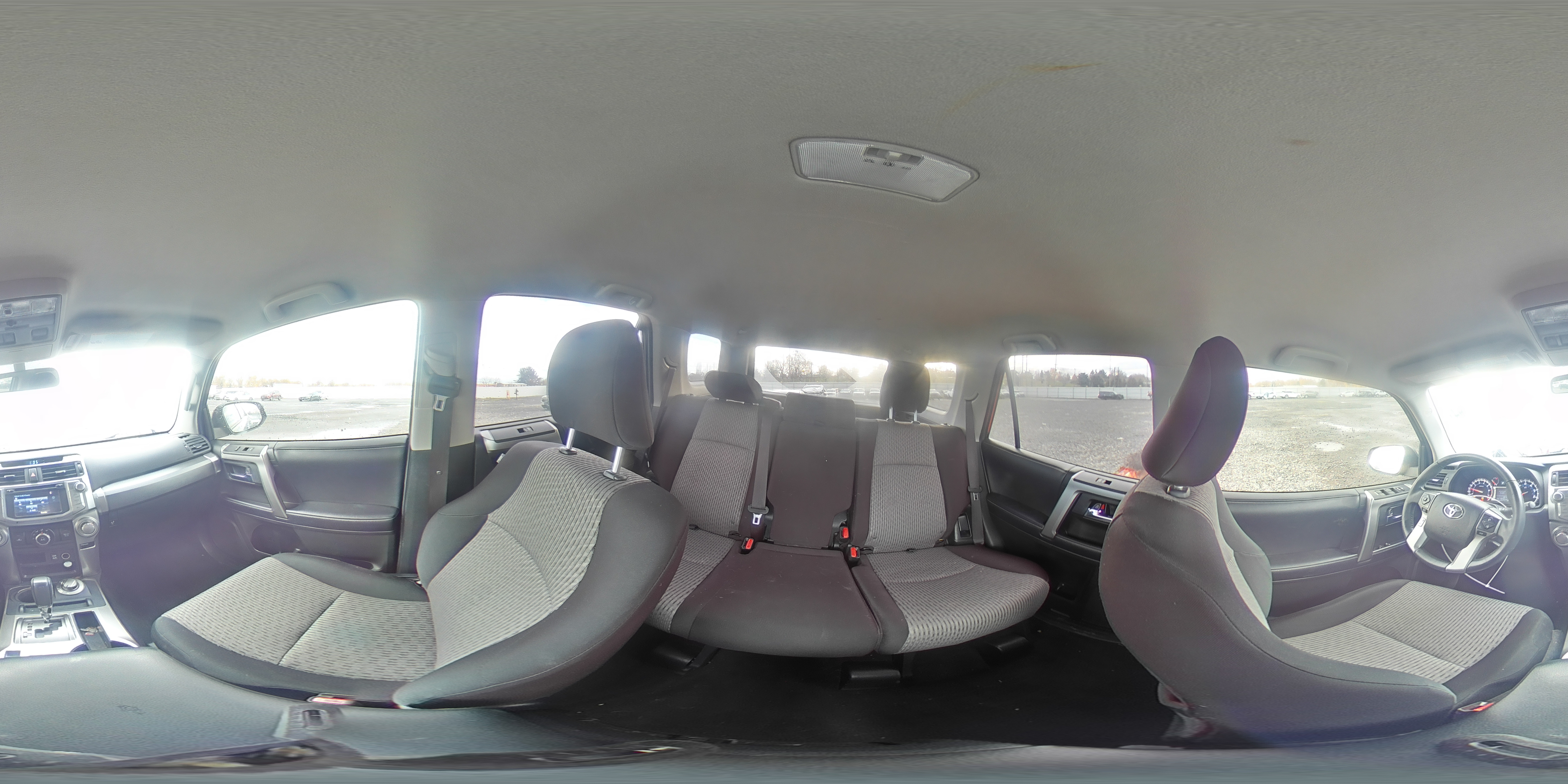 2018 Toyota 4Runner - Image 13