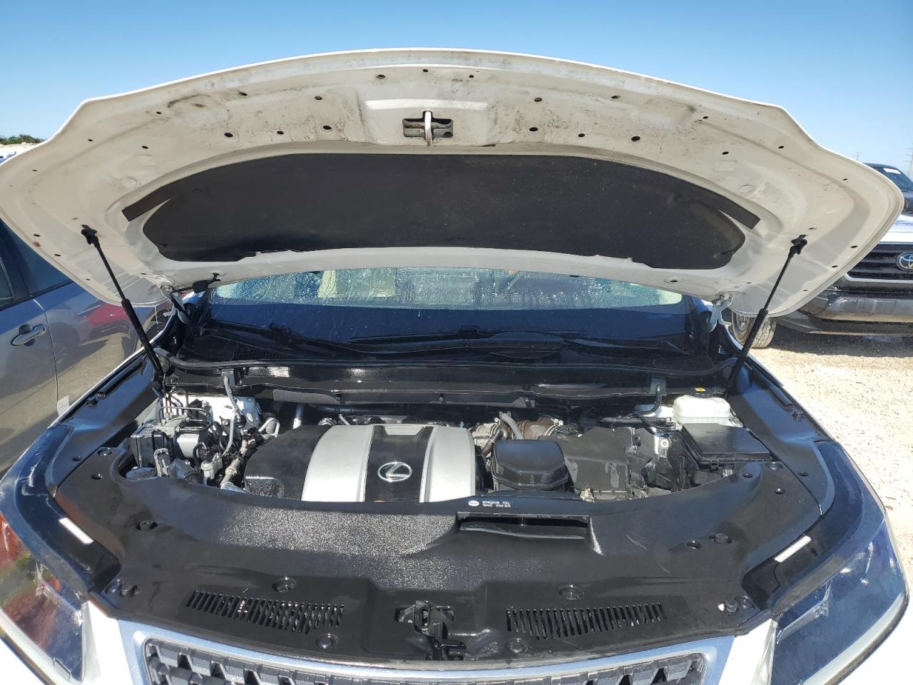 2020 Lexus RX - Image 12