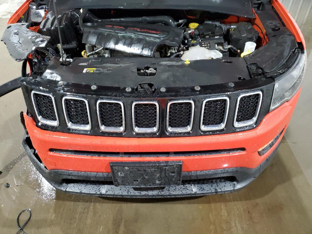 2018 Jeep Compass - Image 13