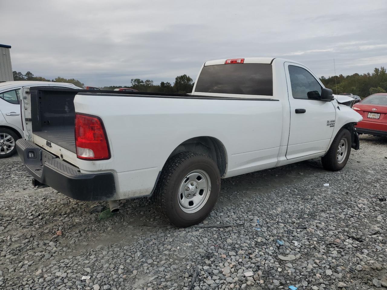 2021 RAM 1500 - Image 3