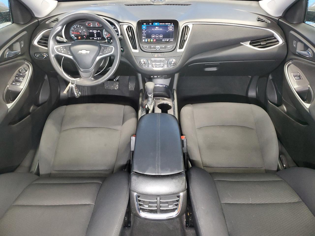 2023 Chevrolet Malibu - Image 8