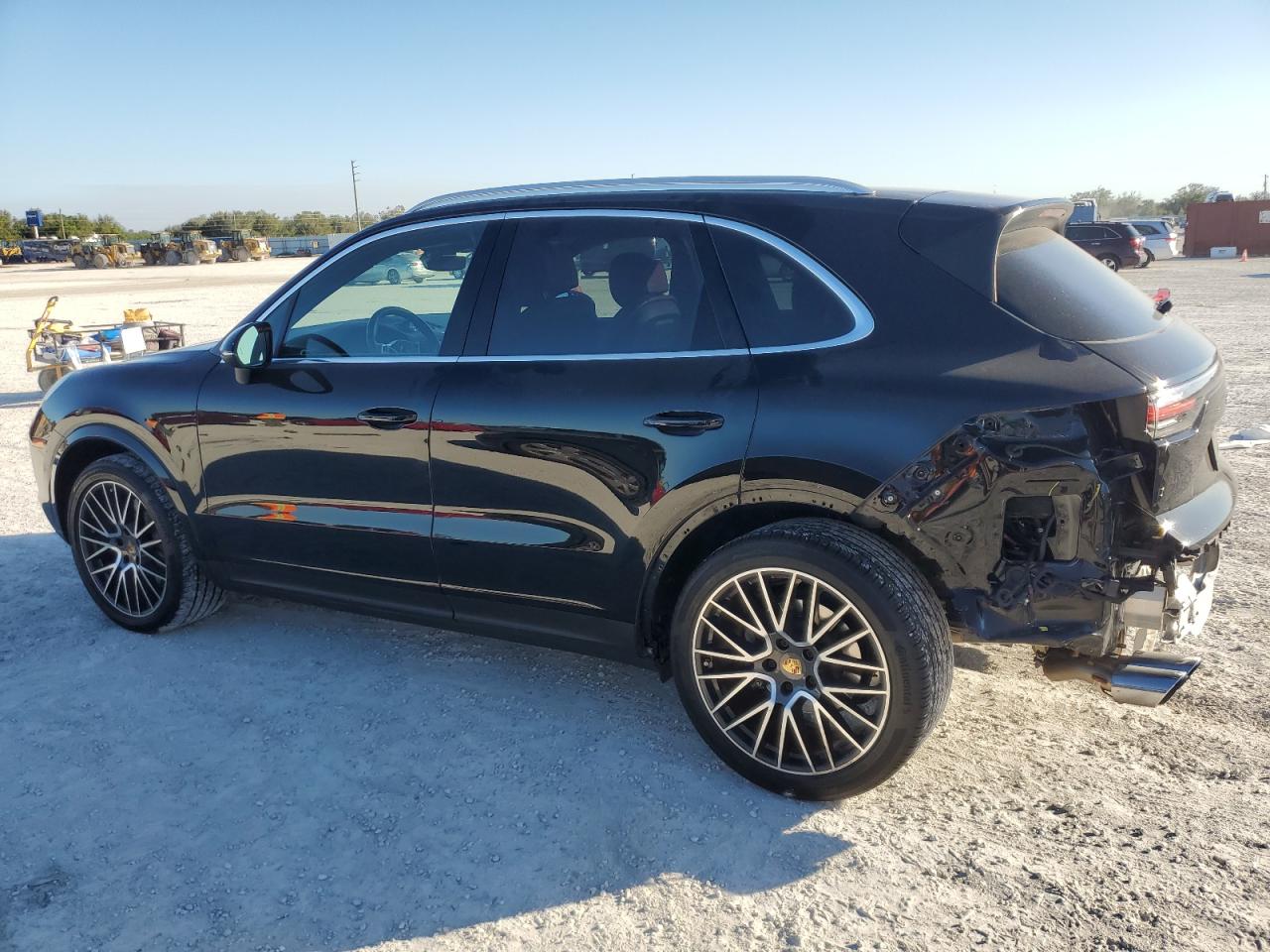 2021 Porsche Cayenne - Image 2