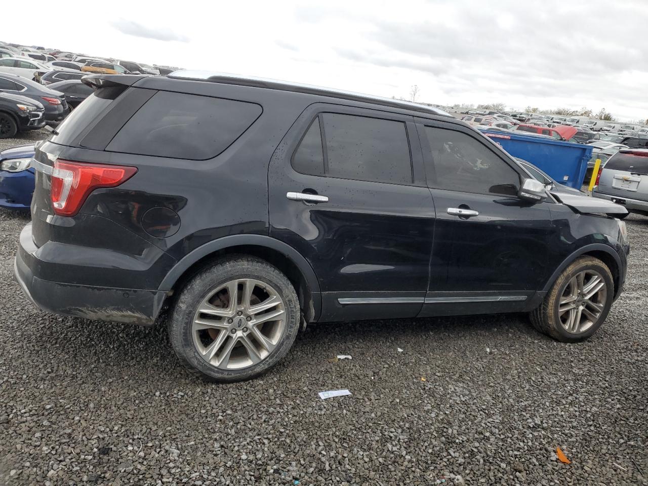 VIN 1FM5K7F87HGD00946 2017 FORD EXPLORER no.3