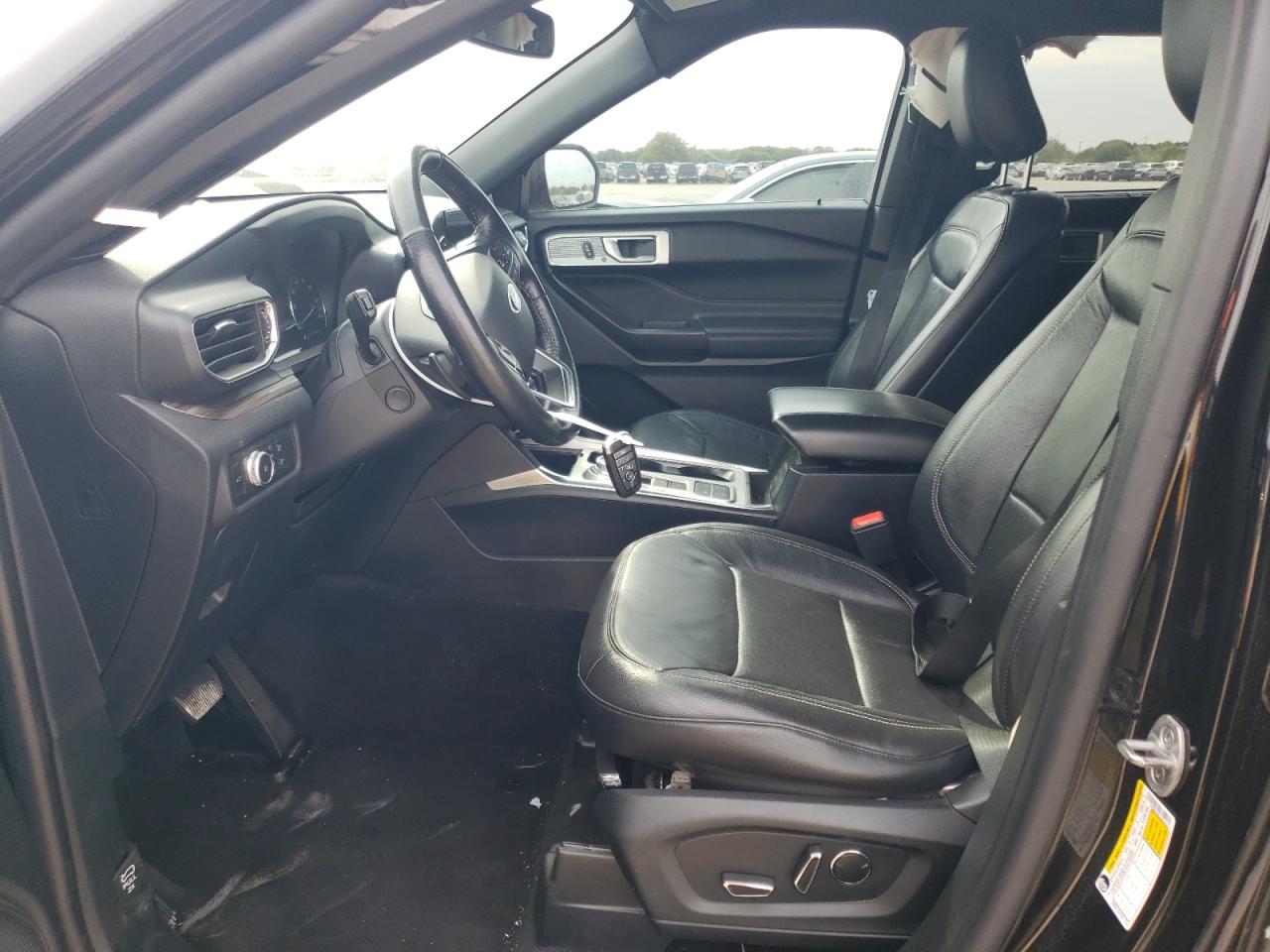 2020 Ford Explorer - Image 7