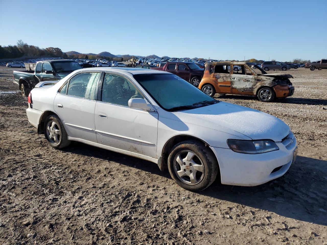 1998 Honda Accord - Image 4