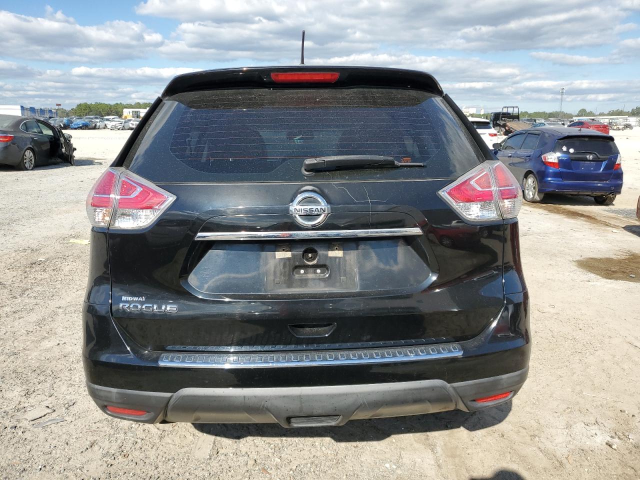 2015 Nissan Rogue S VIN: KNMAT2MT7FP517954 Lot: 81244934