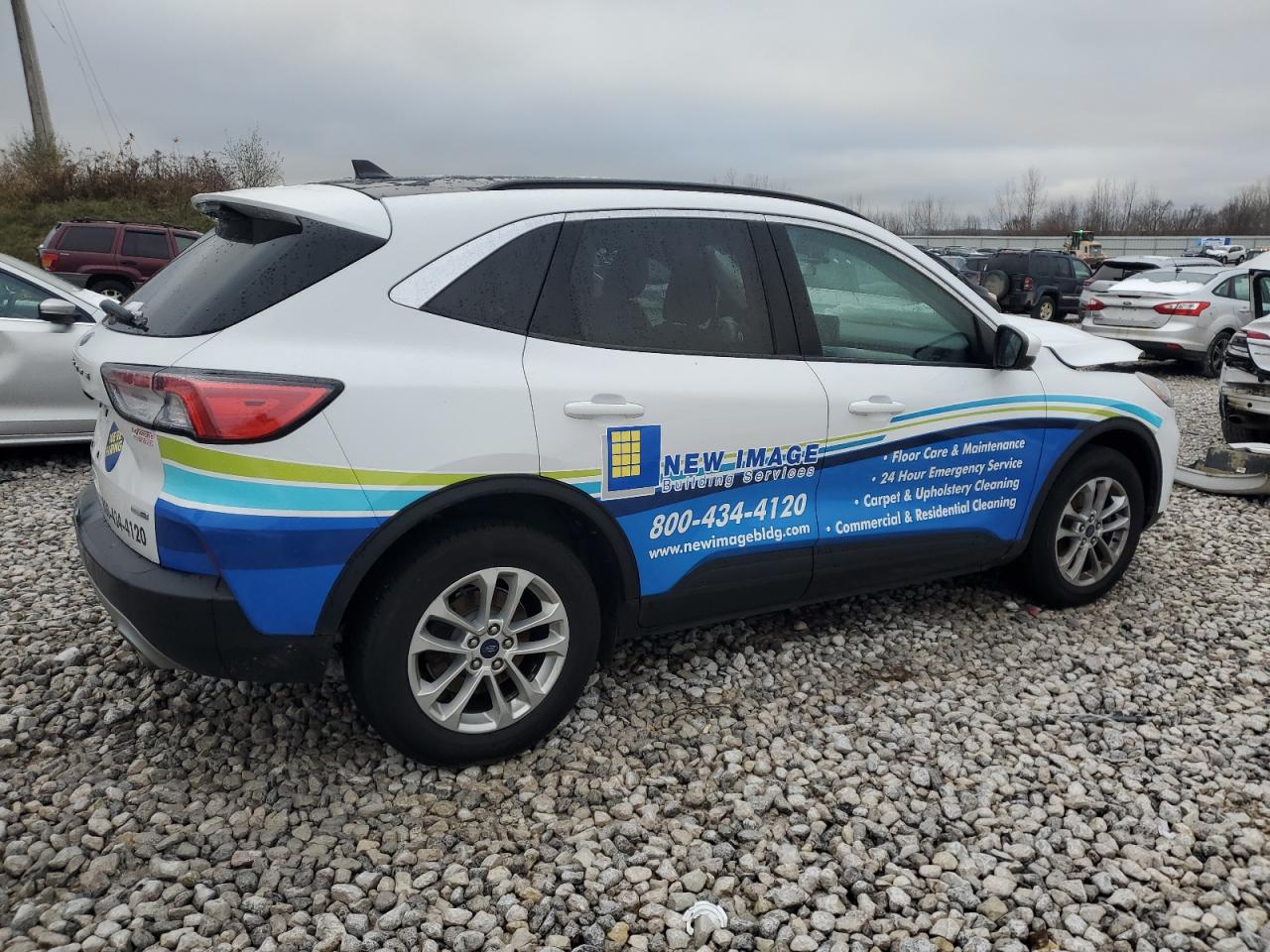 2020 Ford Escape - Image 3