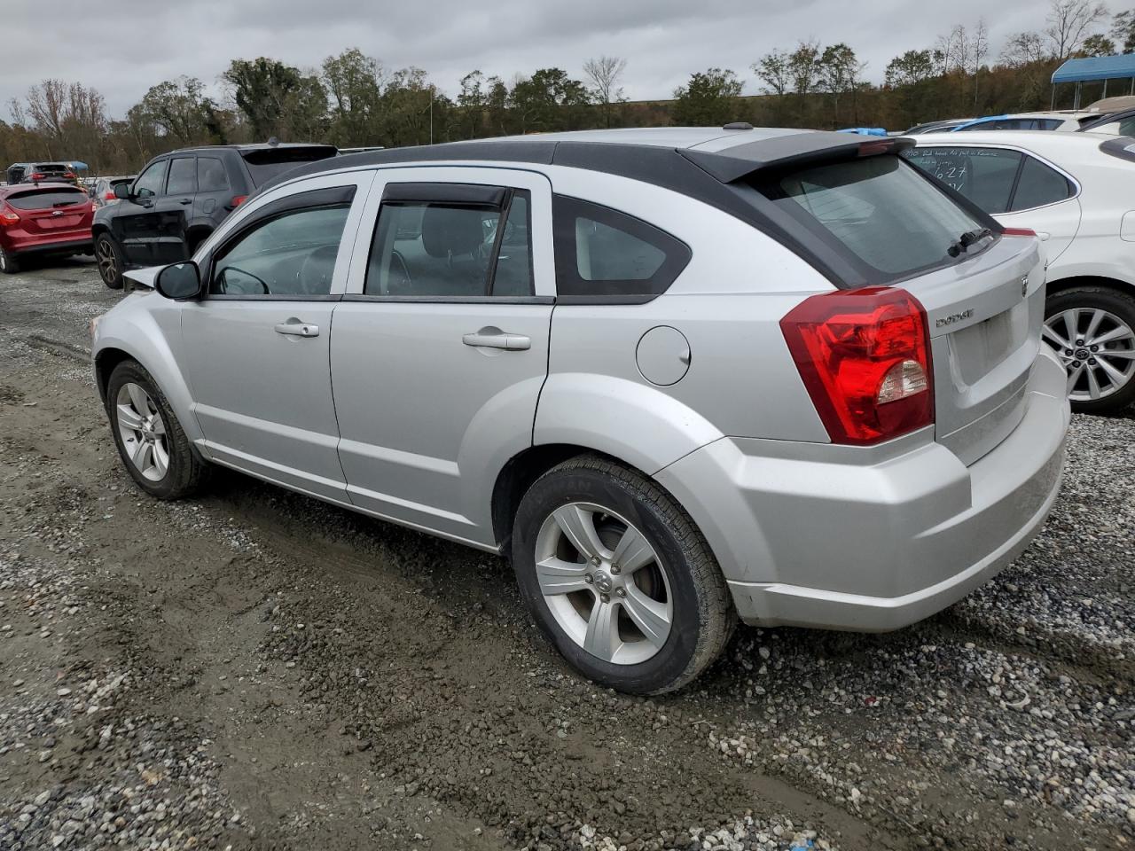 2010 Dodge Caliber - Image 2