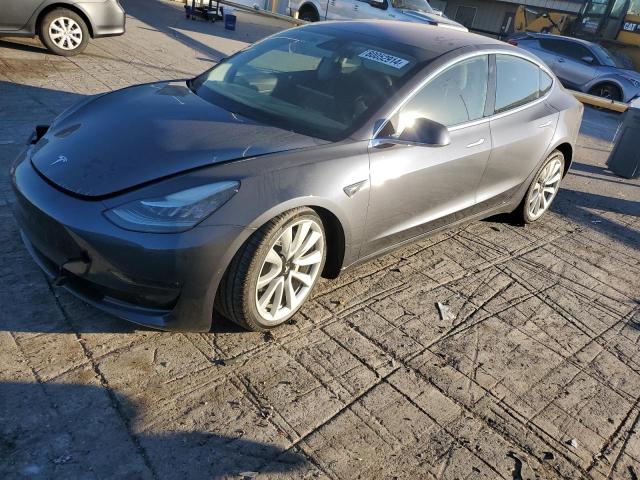  TESLA MODEL 3 2018 Серый