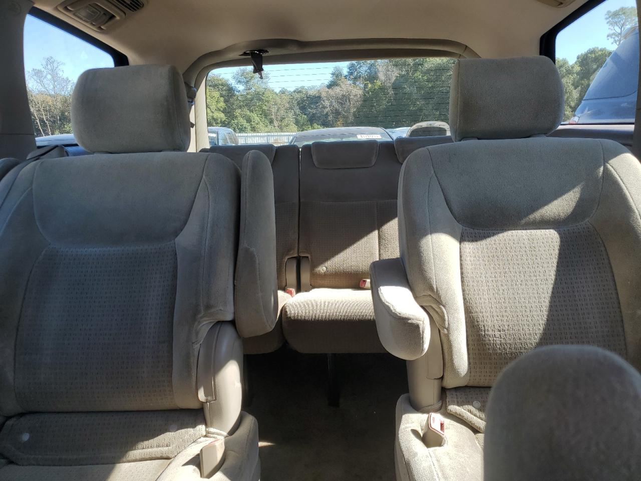 2007 Toyota Sienna - Image 10