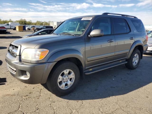 2005 Toyota Sequoia Sr5 de vânzare în Fresno, CA - Minor Dent/Scratches