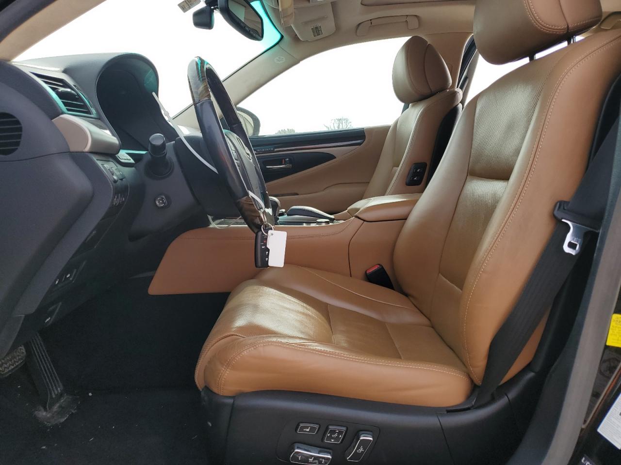 2014 Lexus LS - Image 7