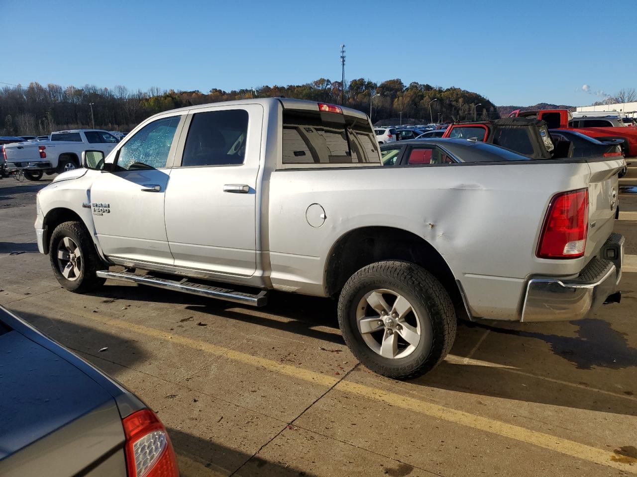 2019 RAM 1500 - Image 2