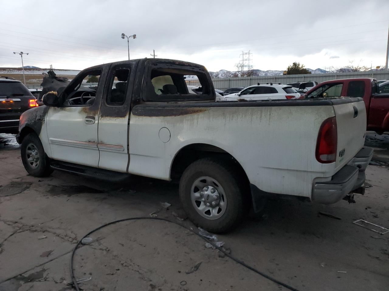 2001 Ford F-150 - Image 2
