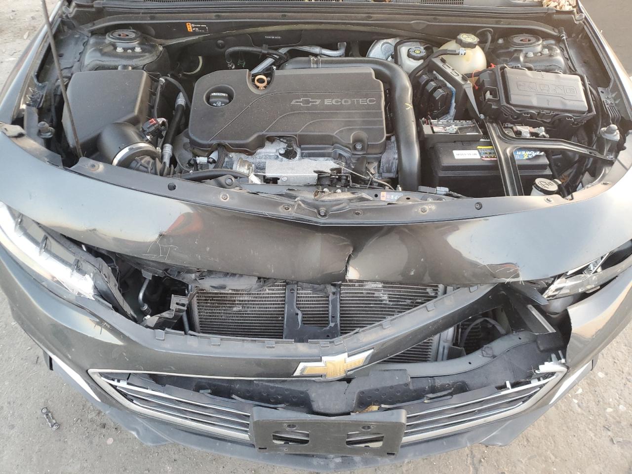 2017 Chevrolet Malibu - Image 11