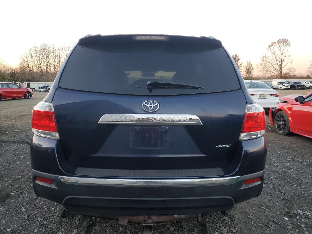 2011 Toyota Highlander Base VIN: 5TDBK3EH1BS059268 Lot: 80739834