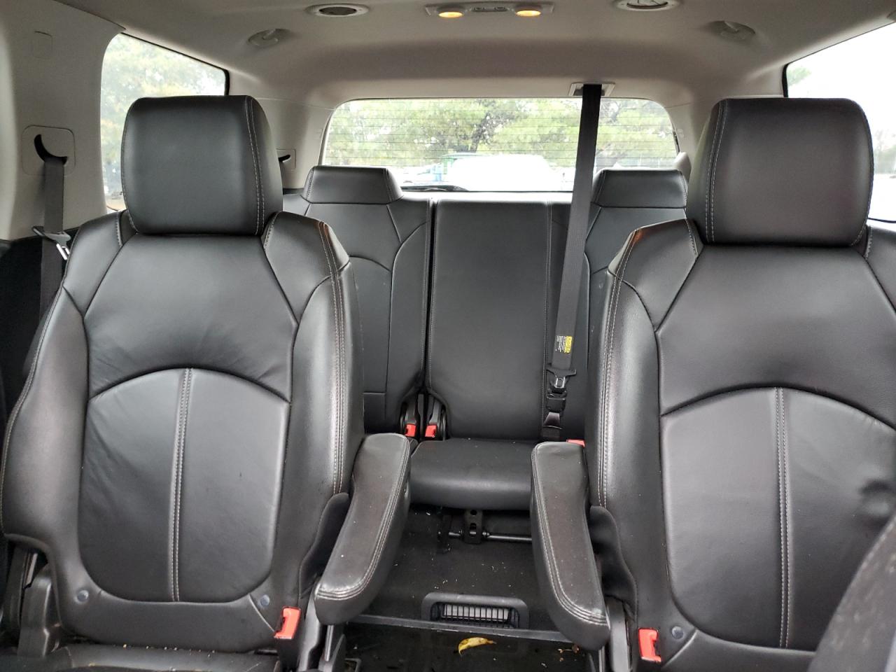 2016 GMC Acadia - Image 10