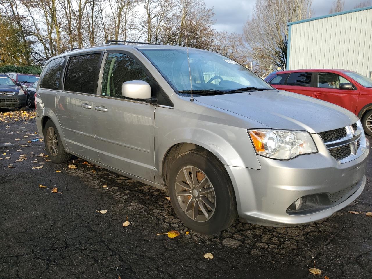 VIN 2C4RDGCG1HR800353 2017 DODGE CARAVAN no.4