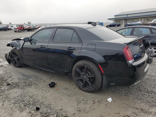  CHRYSLER 300 2019 Черный