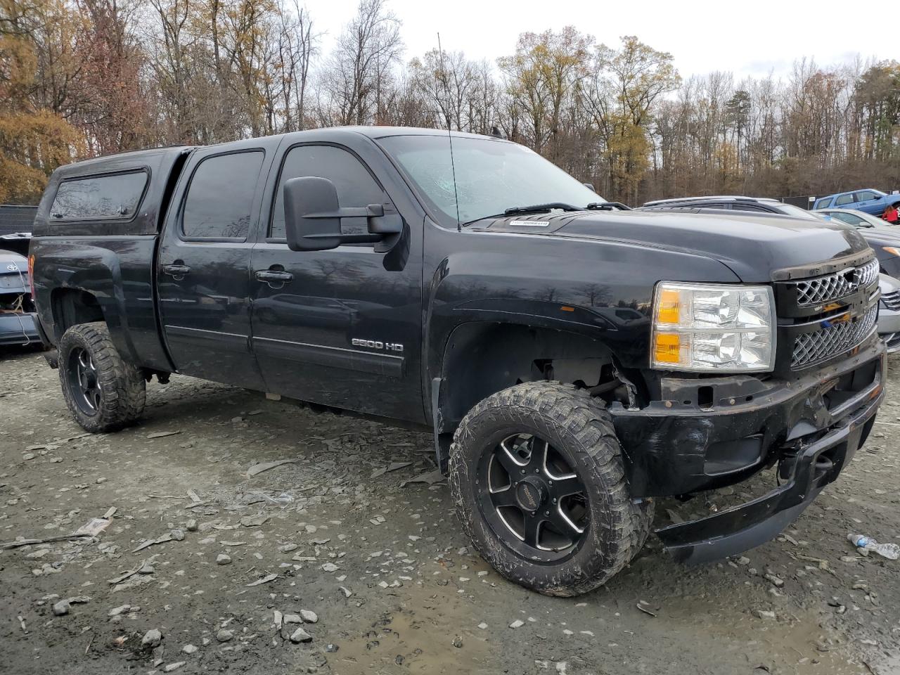 2012 Chevrolet Silverado - Image 4