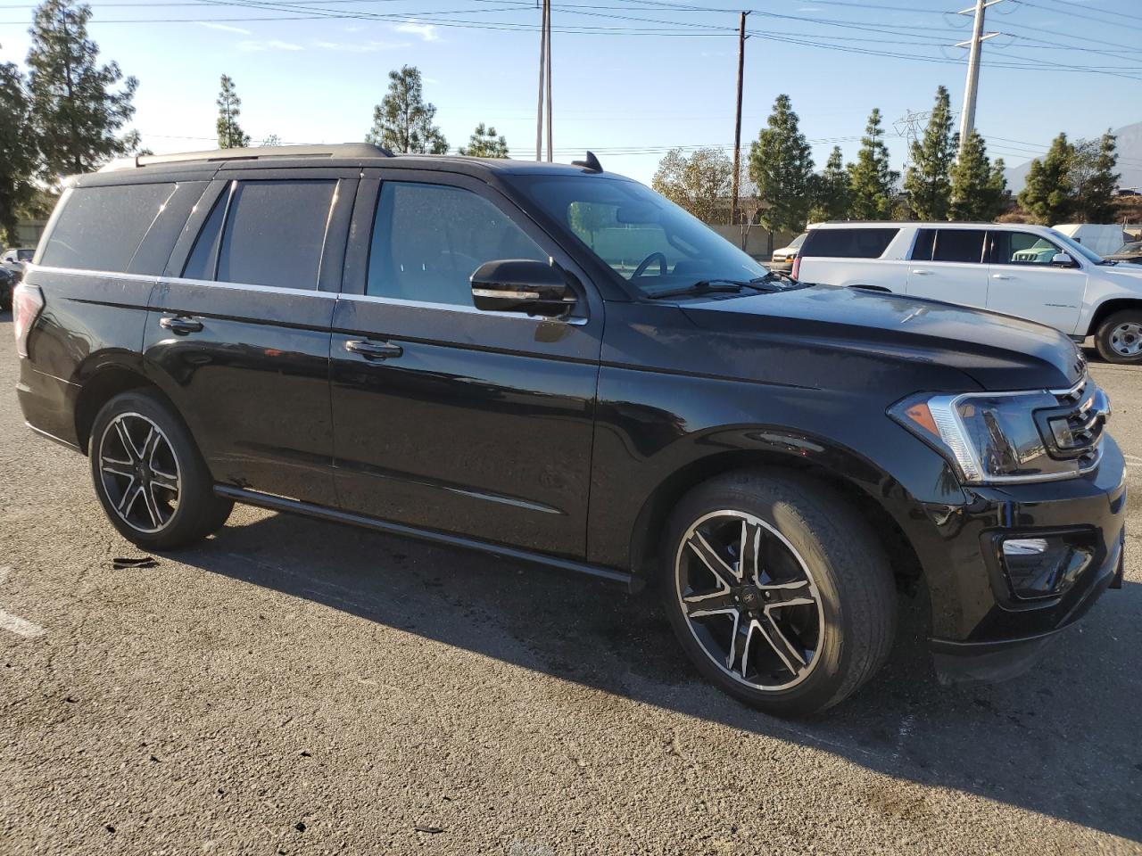 2020 Ford Expedition - Image 4