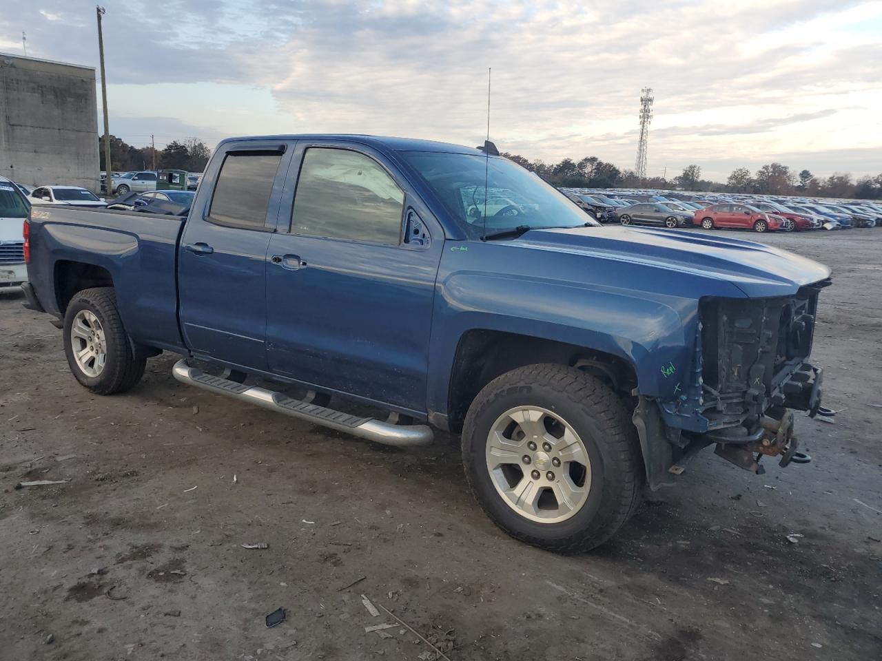2016 Chevrolet Silverado - Image 4