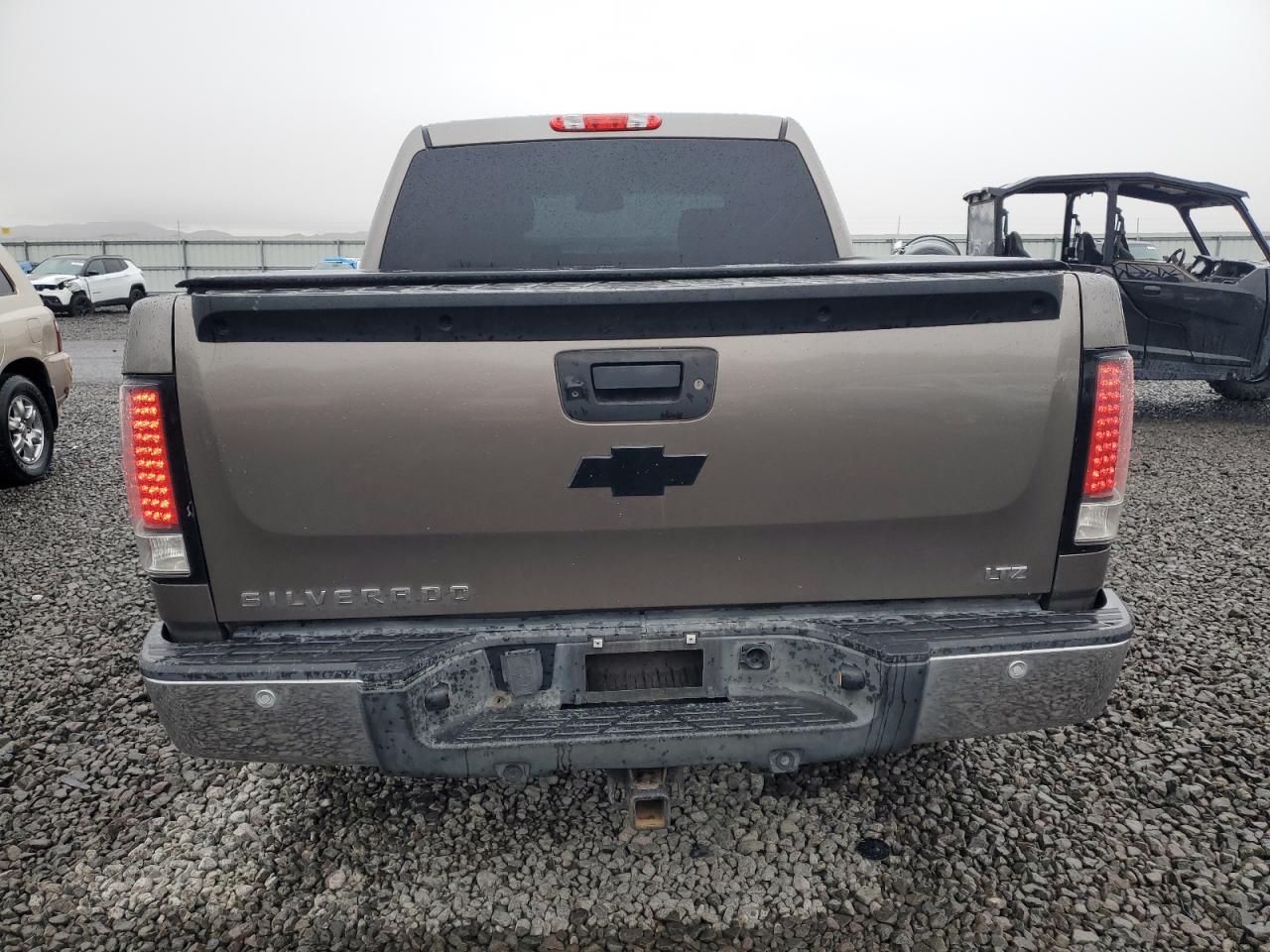 2012 Chevrolet Silverado - Image 6