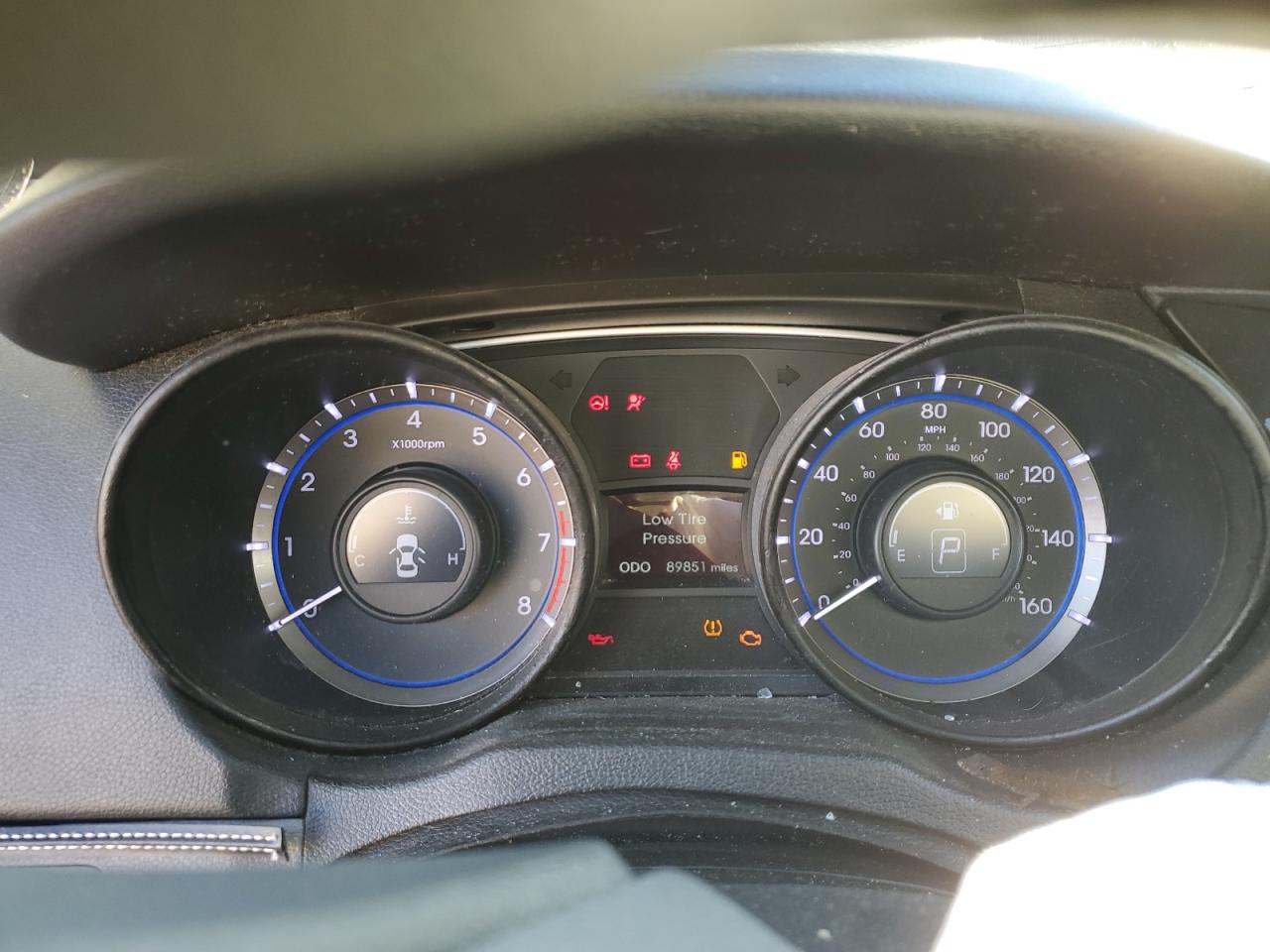 2014 Hyundai Sonata - Image 9