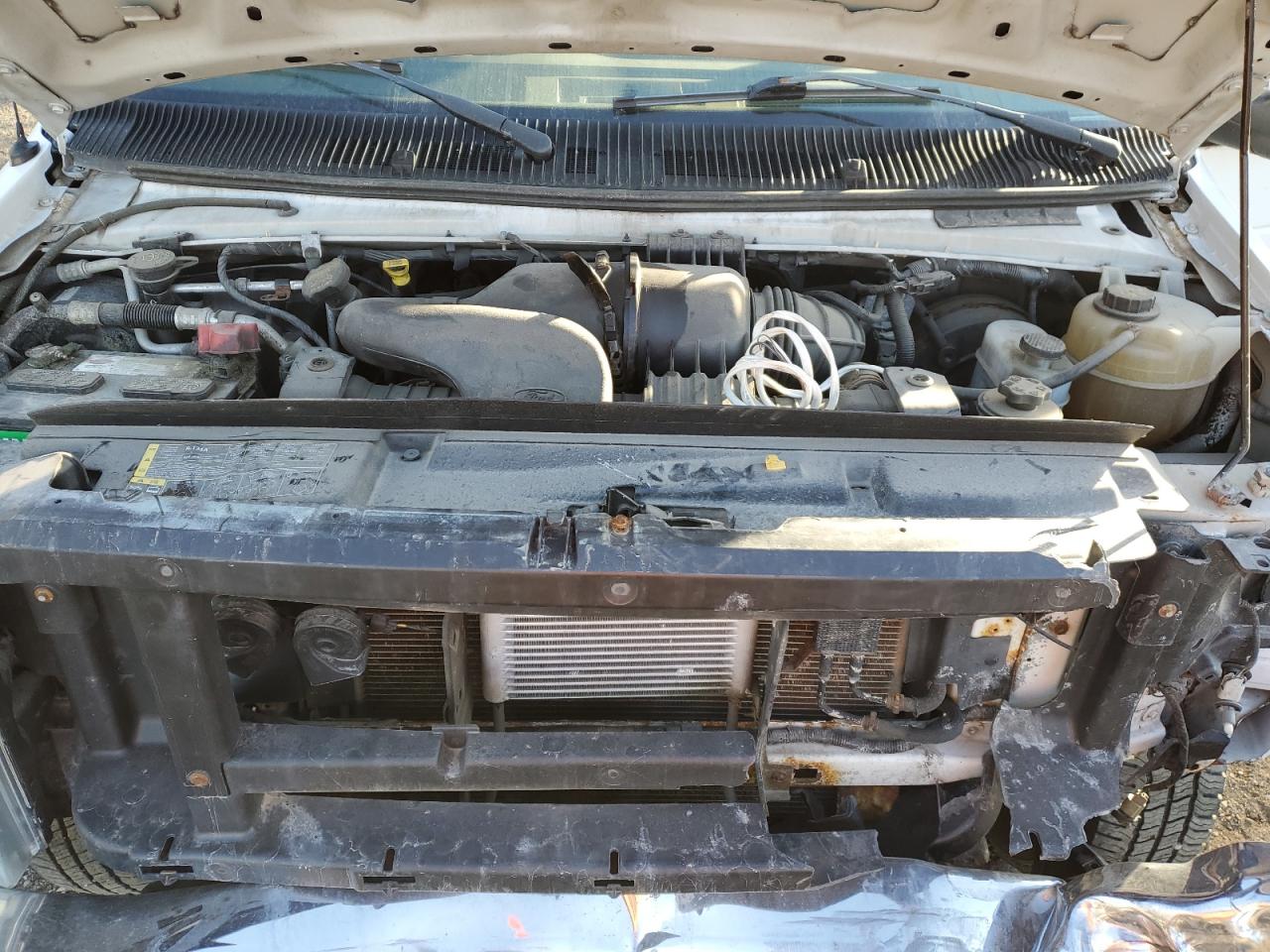 2014 Ford Econoline - Image 12