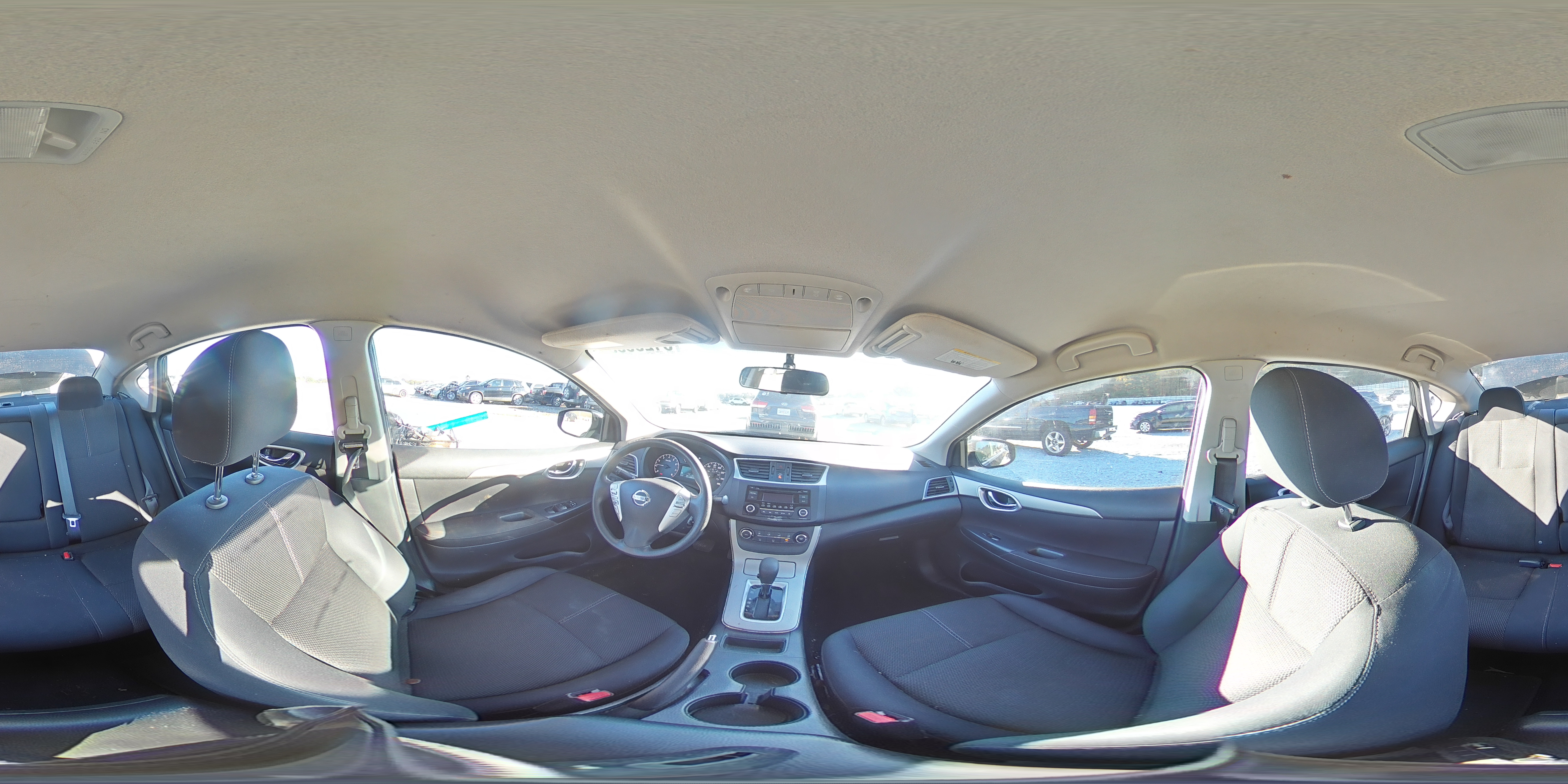 2015 Nissan Sentra - Image 12
