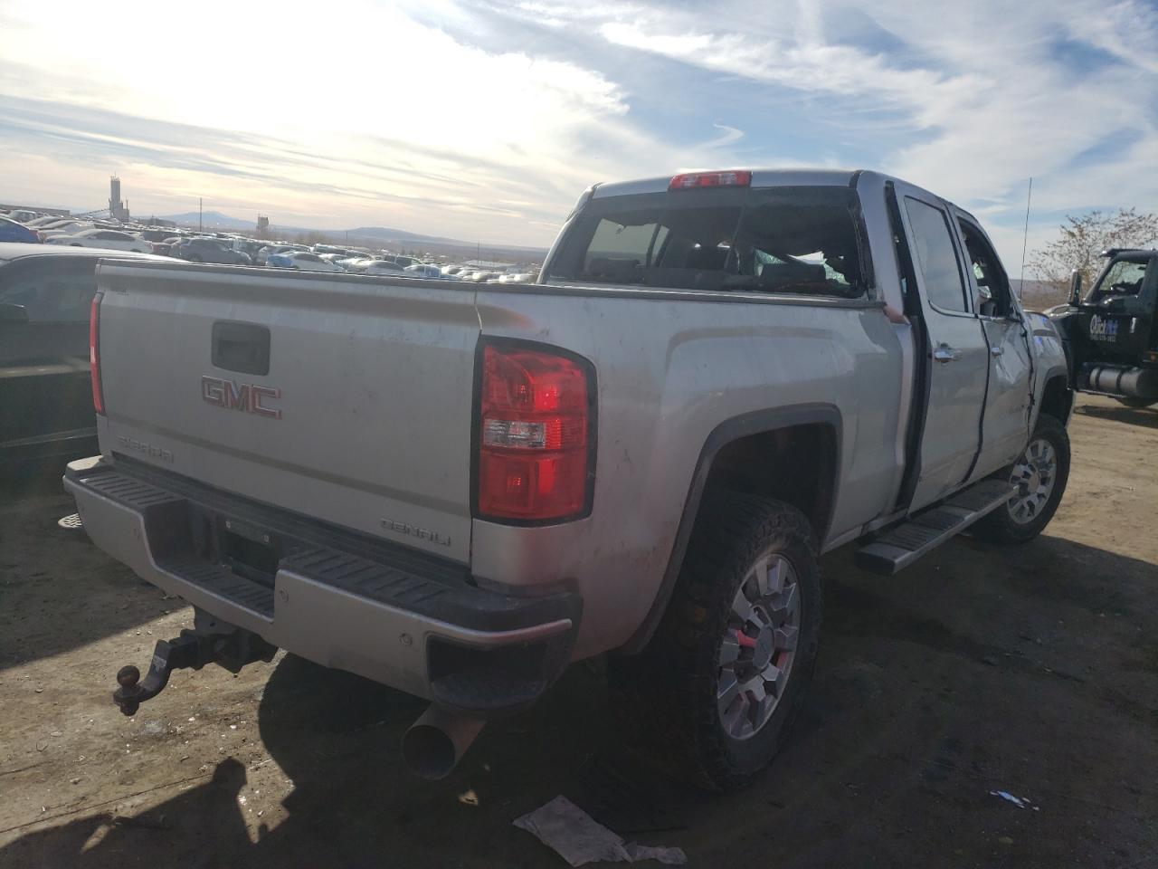 2019 GMC Sierra - Image 3