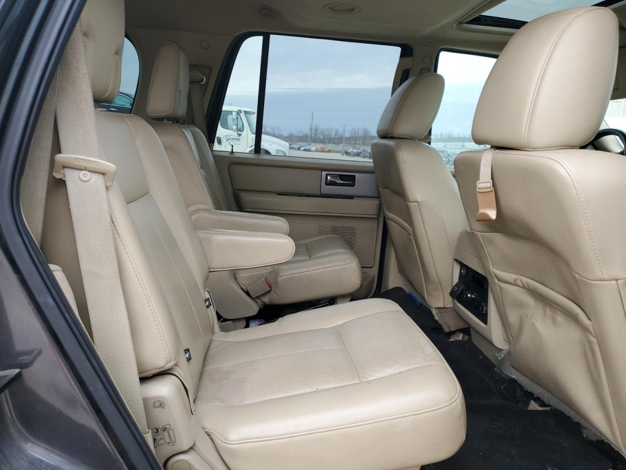 2015 Ford Expedition Limited VIN: 1FMJU2AT8FEF41771 Lot: 82256264