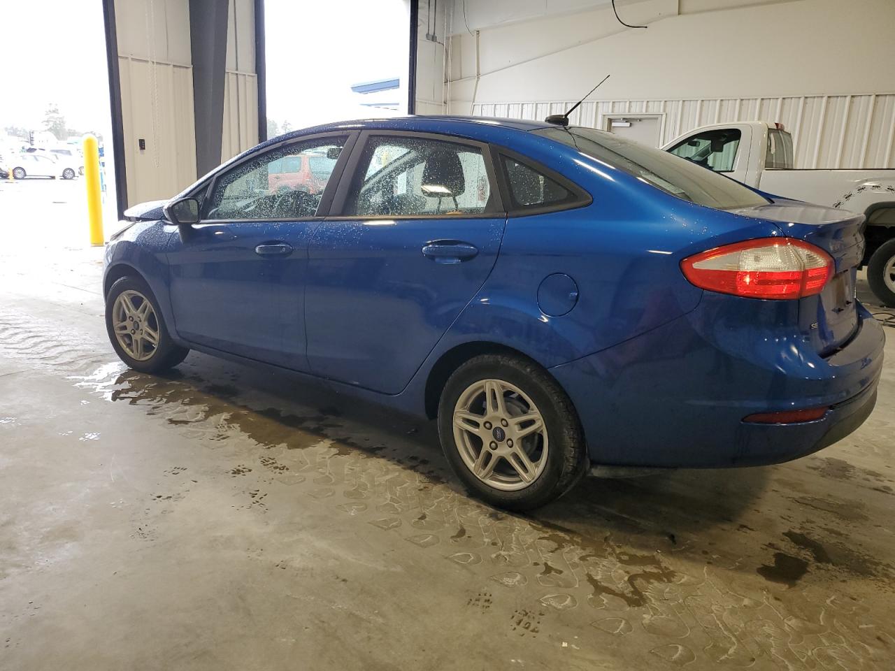 2018 Ford Fiesta - Image 2