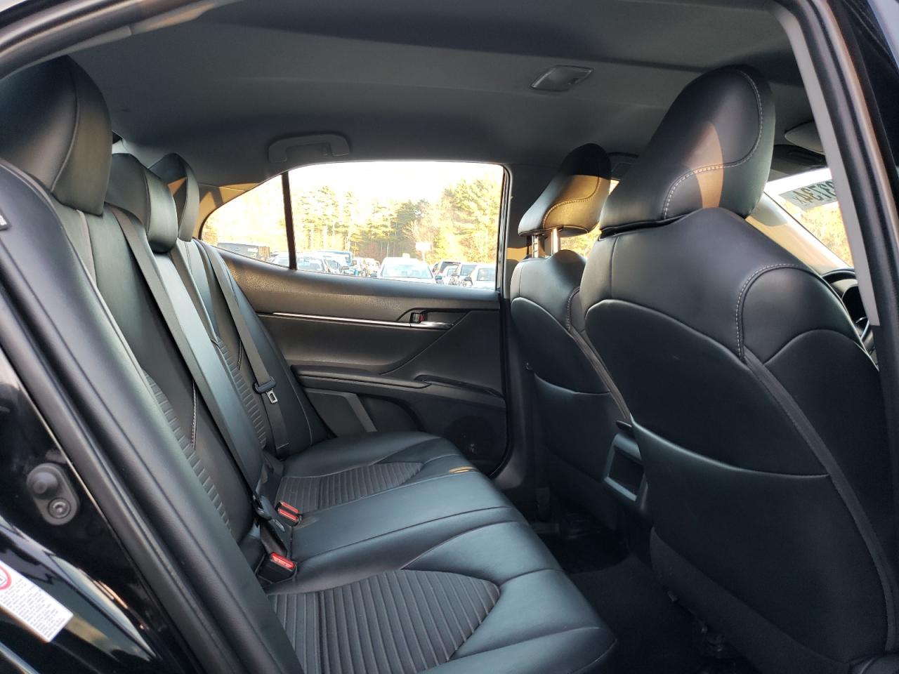 2019 Toyota Camry - Image 10